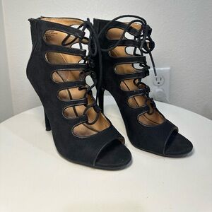 Nine West black lace up suede heels